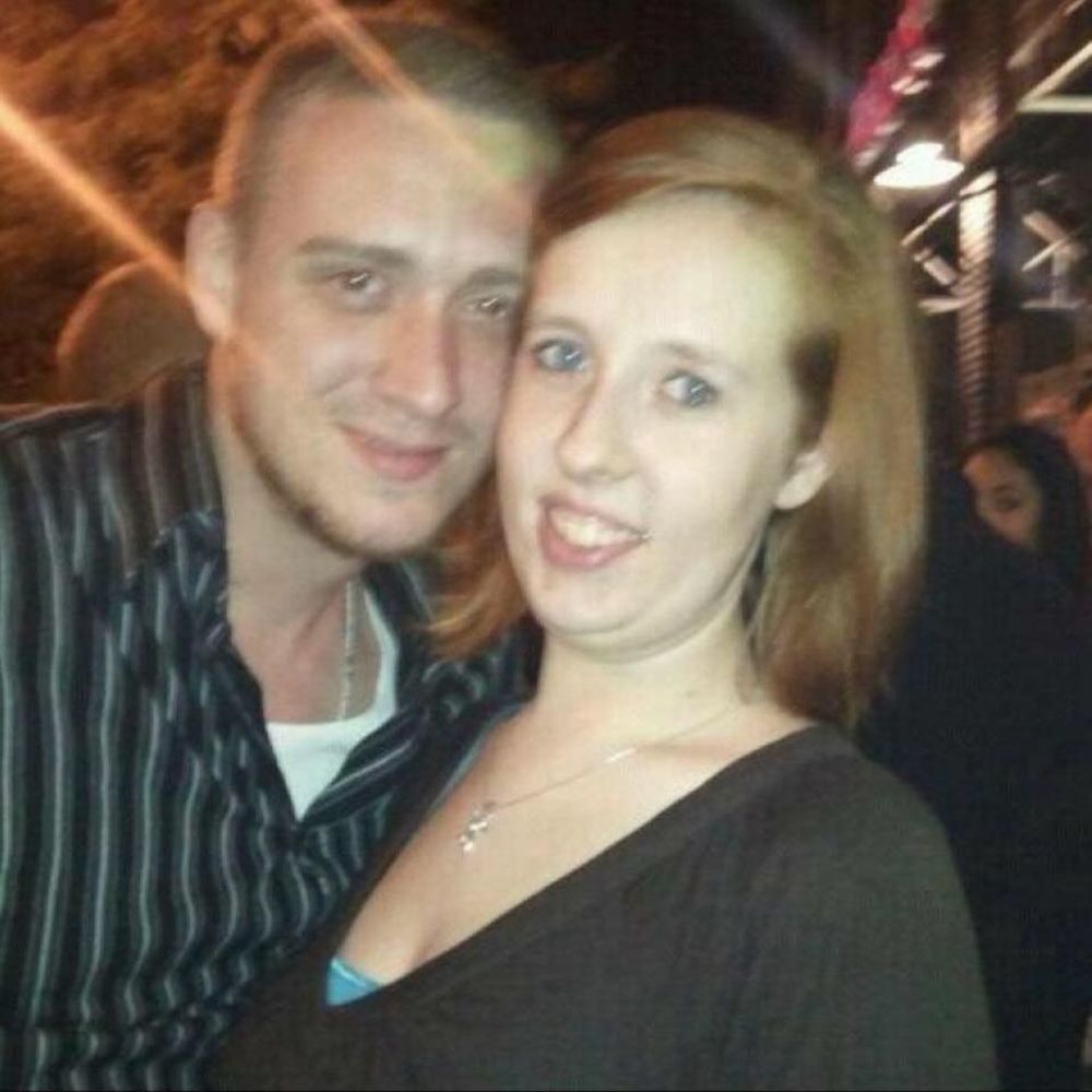 Meet your Posher, A marie